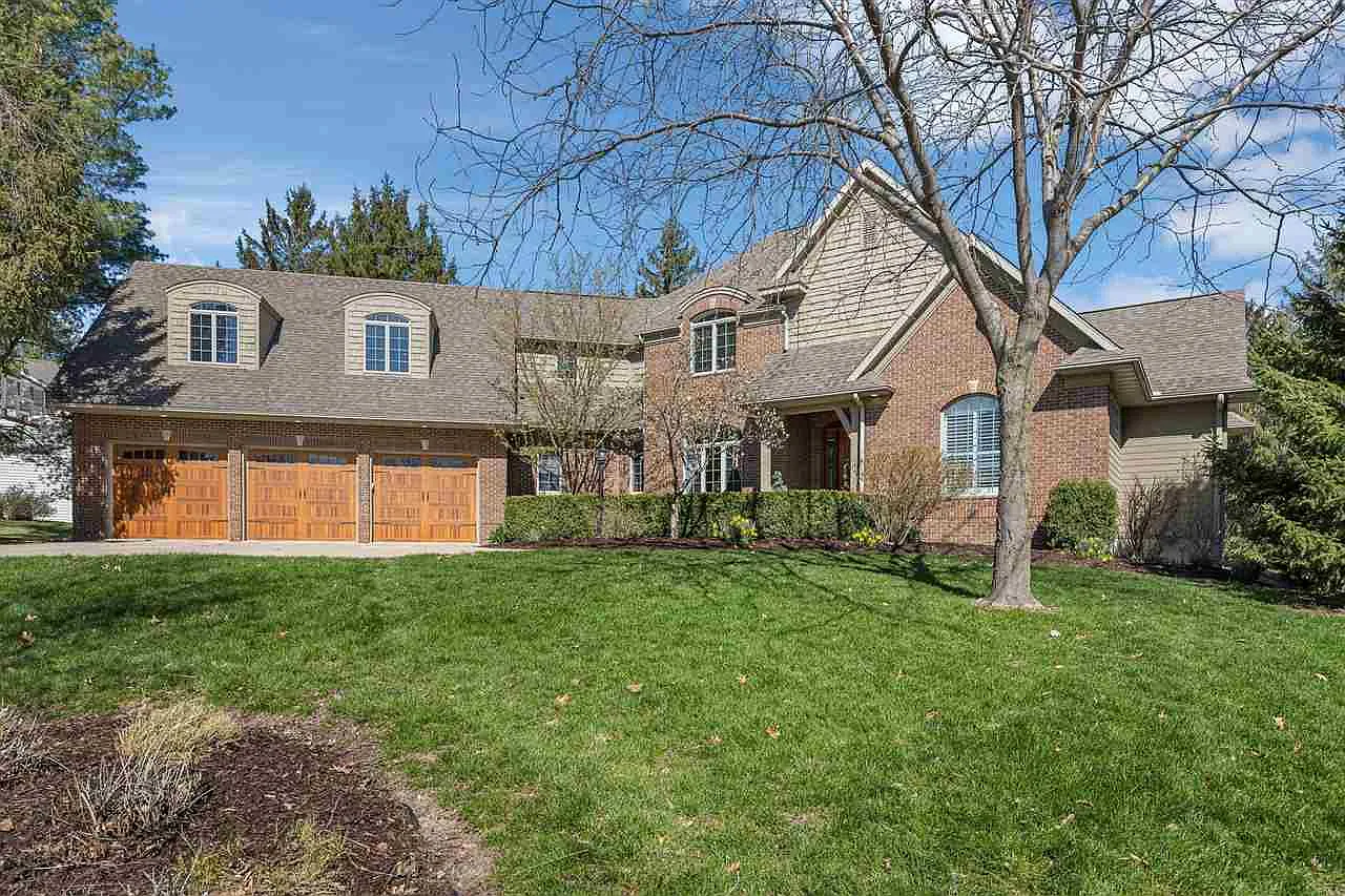 20 Cherry Ln NE photo 1