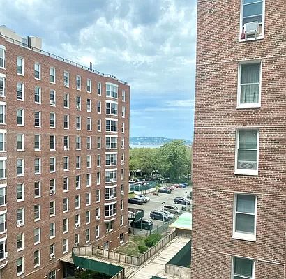 2nd image of 190 72nd St APT 161