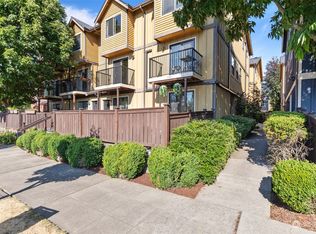 9758 4th Ave NW, Seattle, WA 98117