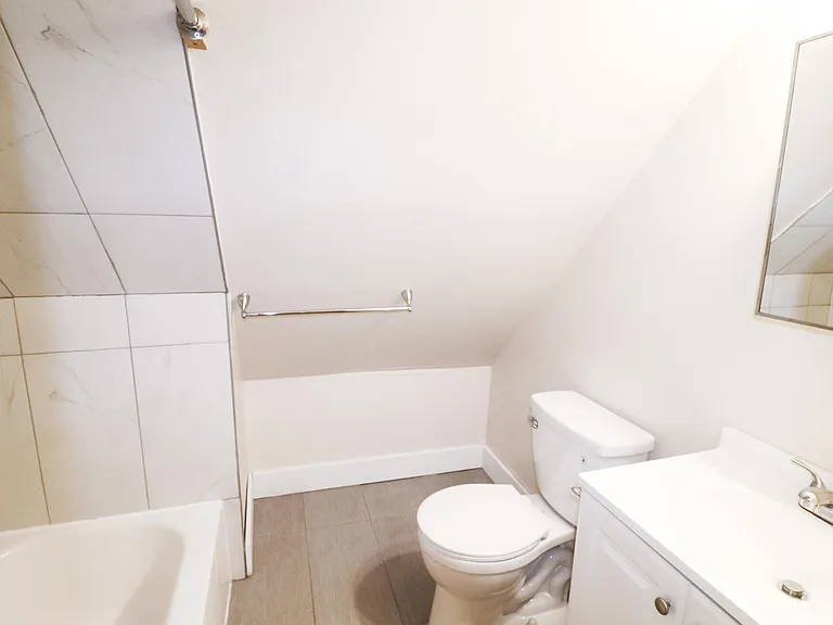 2615 Eden Avenue — Photo 13