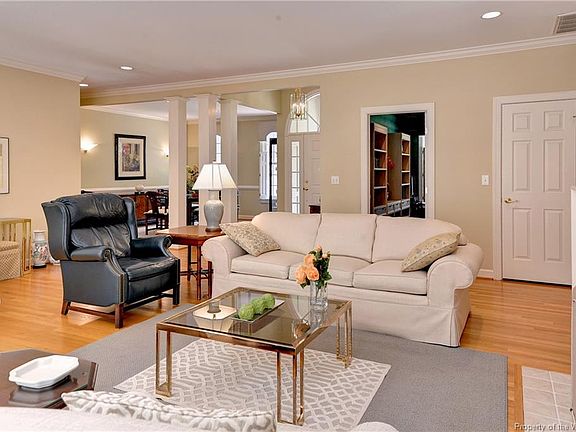 4th image of 105 Samoset