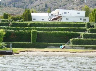 110 Westlake Rd APT 1, Oroville, WA 98844