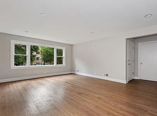 1619 Monroe St #1, Evanston, IL 60202