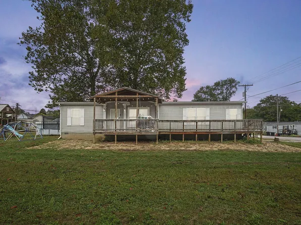 1177 Homer St, Logan, OH 43138