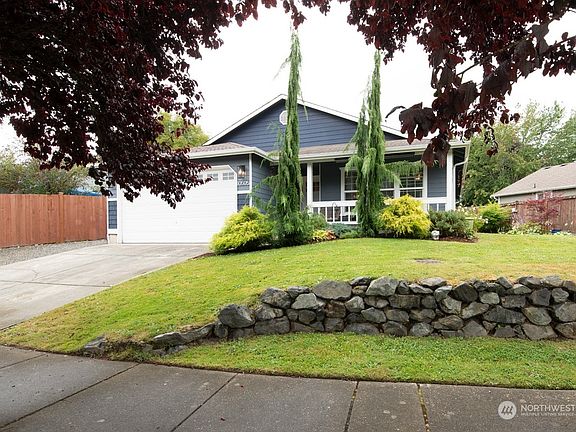 2nd image of 10505 63rd Drive NE