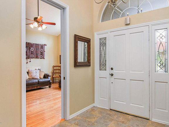 5th image of 781 Florencia Cir