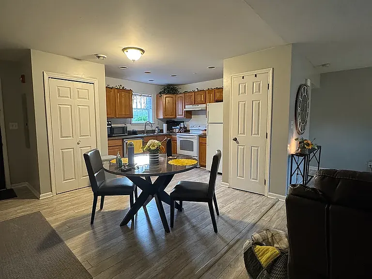 75 S Maiden St #2 — Photo 6