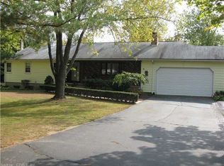 5 Dickman Rd, Plainville, CT 06062