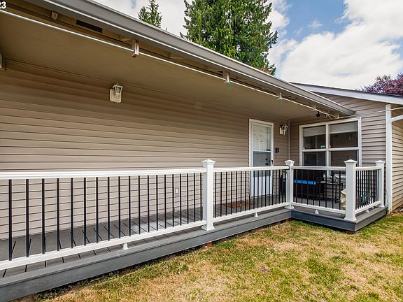 2nd image of 5304 NE 72nd Cir
