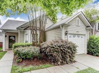 6514 Avonlea Ct, Charlotte, NC 28269