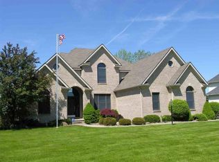 6090 Green Bank Dr, Grand Blanc, MI 48439