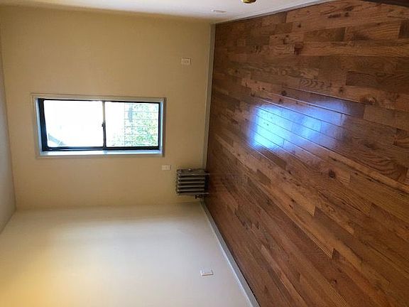 5th image of 2594 42nd St APT 10