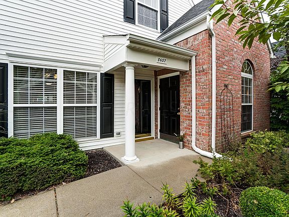 3rd image of 8657 Lazelle Commons Dr