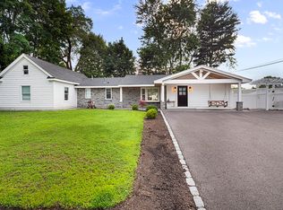 154 N Main St, Bellingham, MA 02019