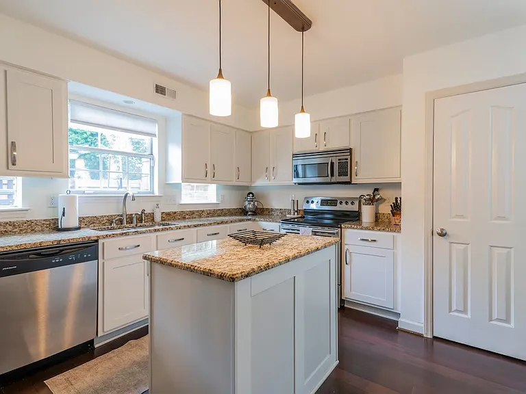 3516 Mill Stream Ct — Photo 21