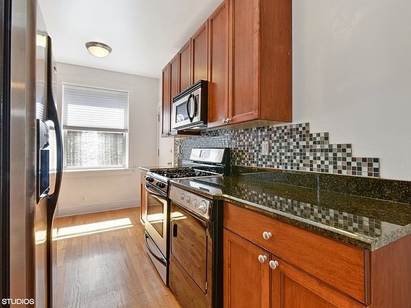 5th image of 5456 S Cornell Ave APT 3E