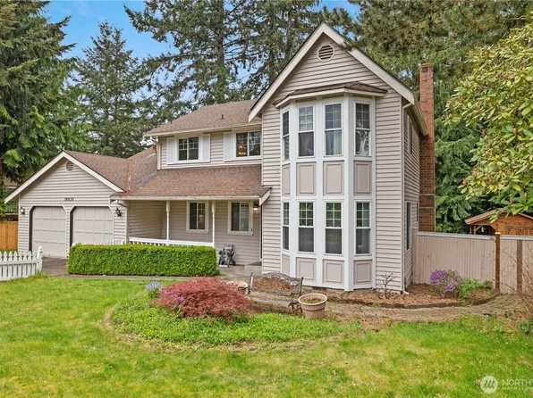 10833 32nd Drive SE, Everett, WA 98208