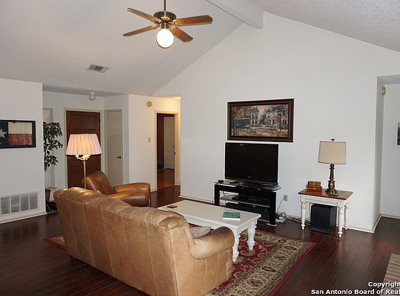 3rd image of 8118 Oak Island Dr