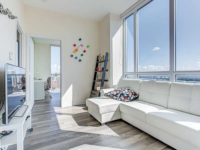 2 bed, $3,050 — Photo 2