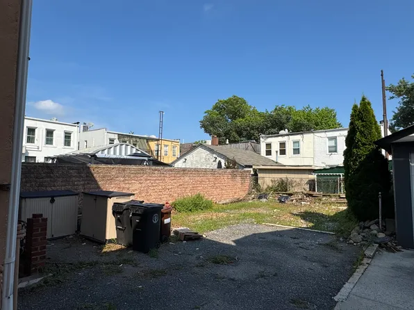 22-13 24th Street image 4 of 22