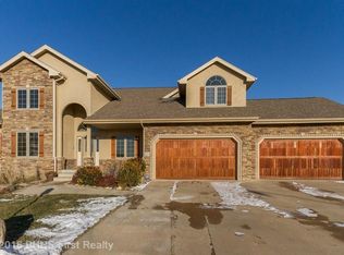 1104 14th St SE, Bondurant, IA 50035
