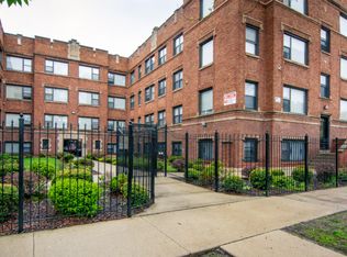 7620 S Phillips Ave #110, Chicago, IL 60649