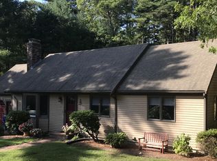12 Harwood Dr, Pocasset, MA 02559