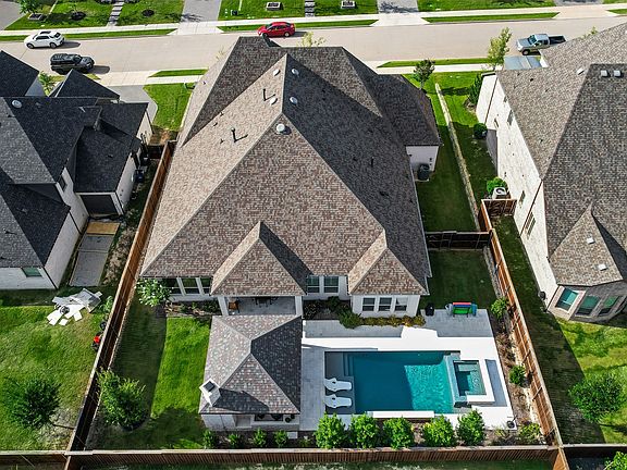 3rd image of 2205 Zaide Way