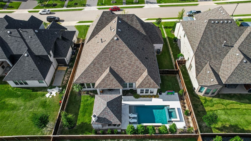 Apartment in Celina, Collin - View 3
