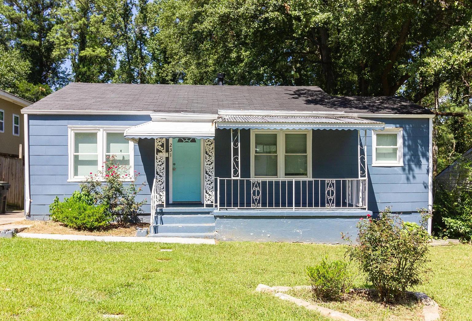 231 Maple St photo 1