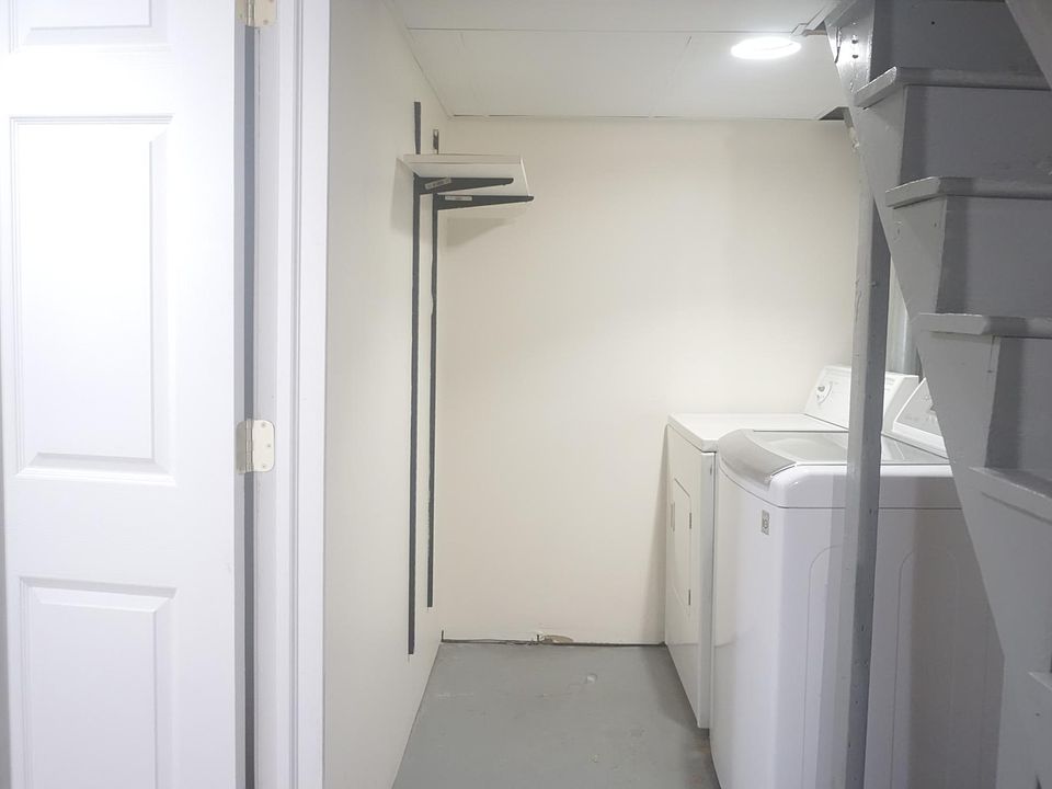 2nd image of 847 7th St #1