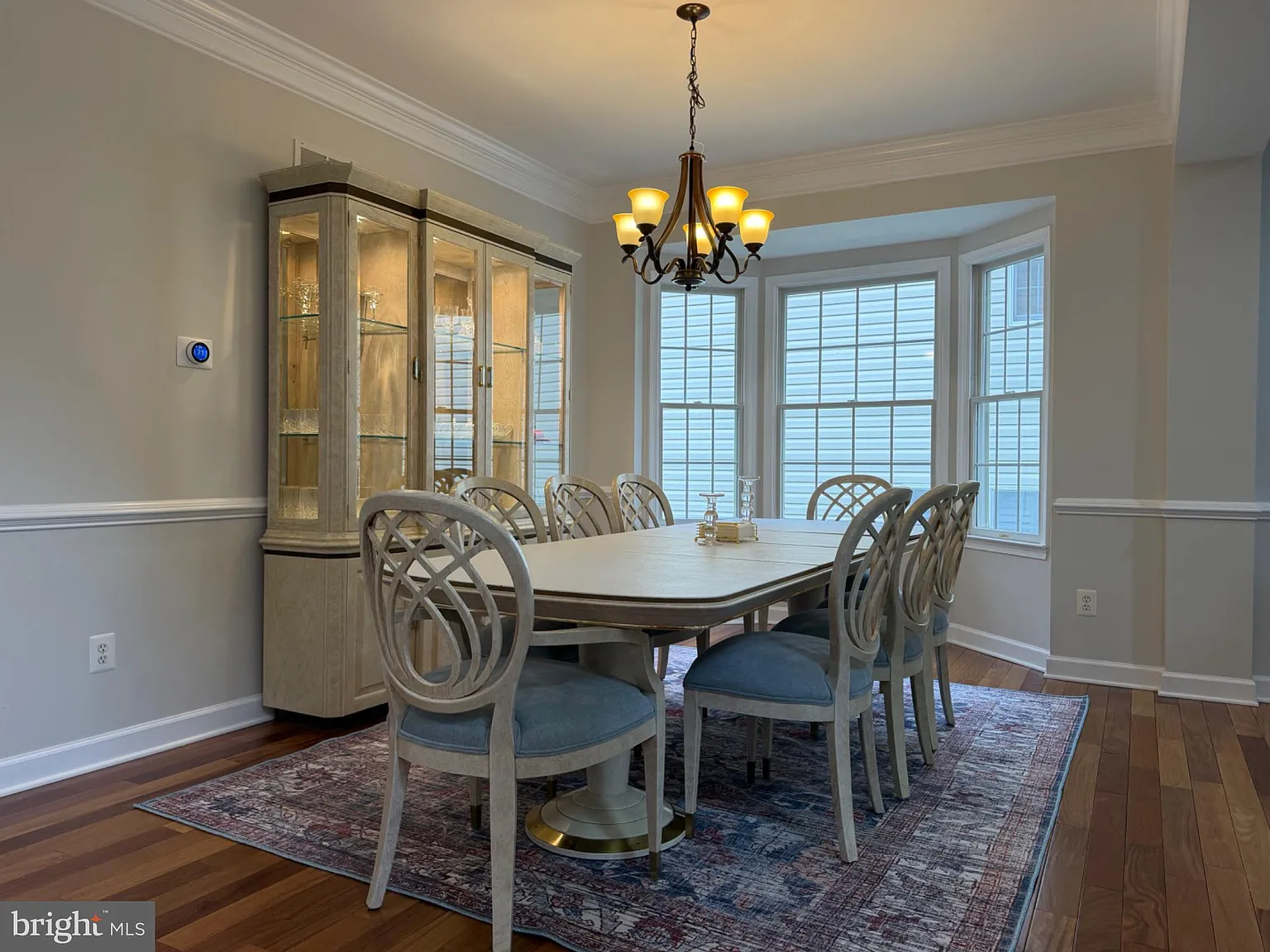 5 bed, 4.5 bath, 5067 sqft, $6,500 — Photo 4