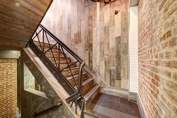 Rented by Compass | media 13