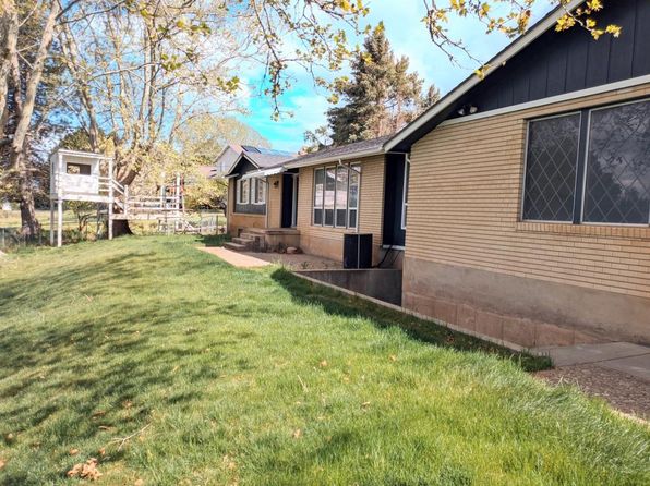 1645 W Pleasant View Dr