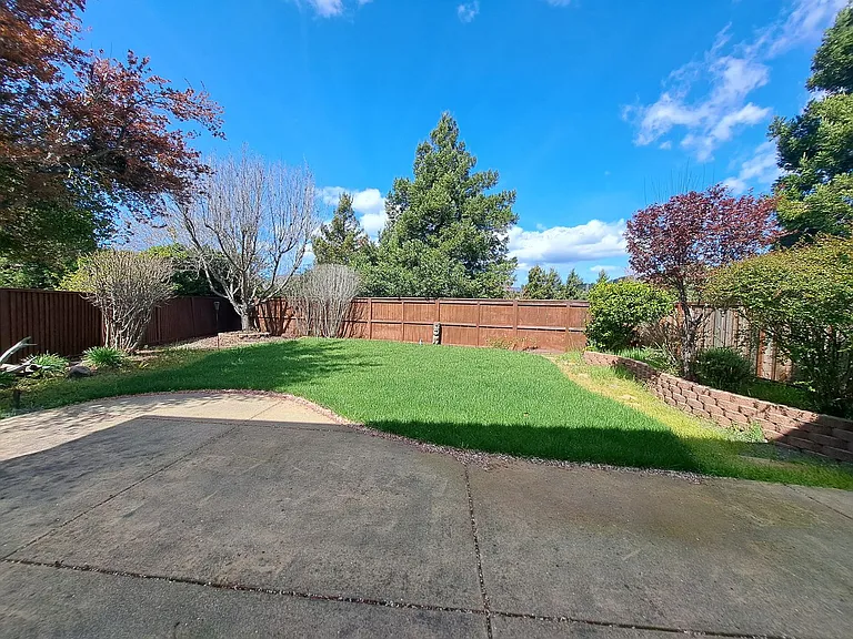 5090 Napa Shore Dr — Photo 32