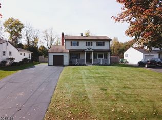 201 College View Dr, Hackettstown, NJ 07840