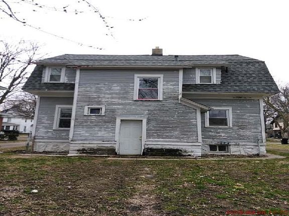 3rd image of 522 Egleston Ave