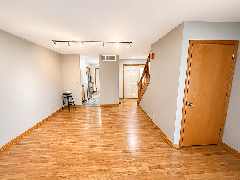 1116 N Alpine Rd — Photo 7