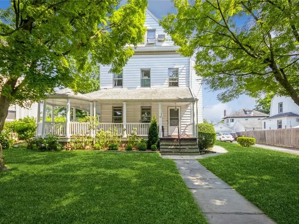 46 W Castle Place, New Rochelle, NY 10805