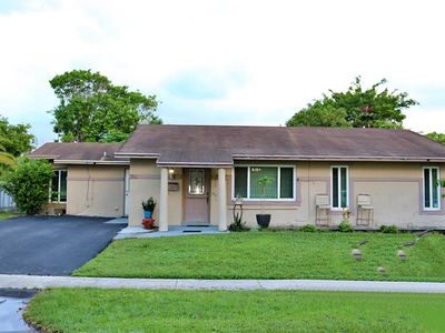 7811 NW 74th Ave, Tamarac, FL, 33321