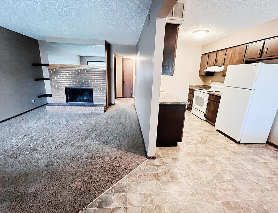 1st image of 1840 Knox St #13