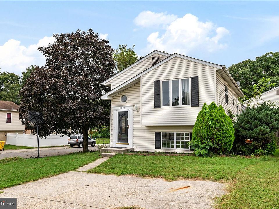 1st image of 8074 Mayer Ave