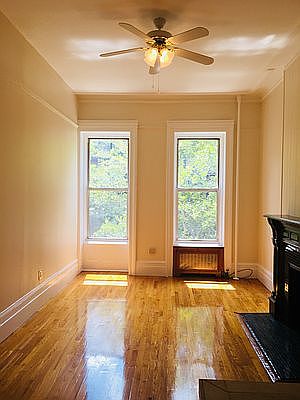 2nd image of 41 W 69th St APT 7