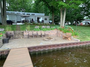 4251 S Lake Dr, Beaverton, MI 48612