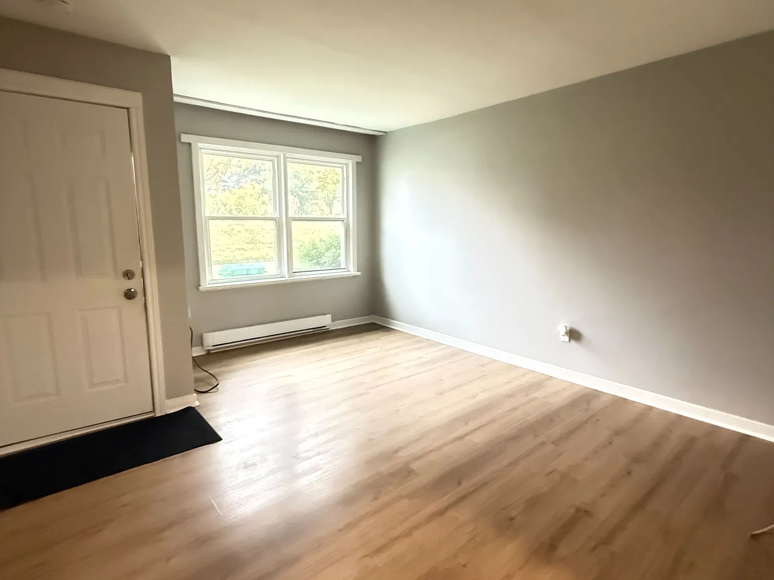 2 bed, $1,799 — Photo 3