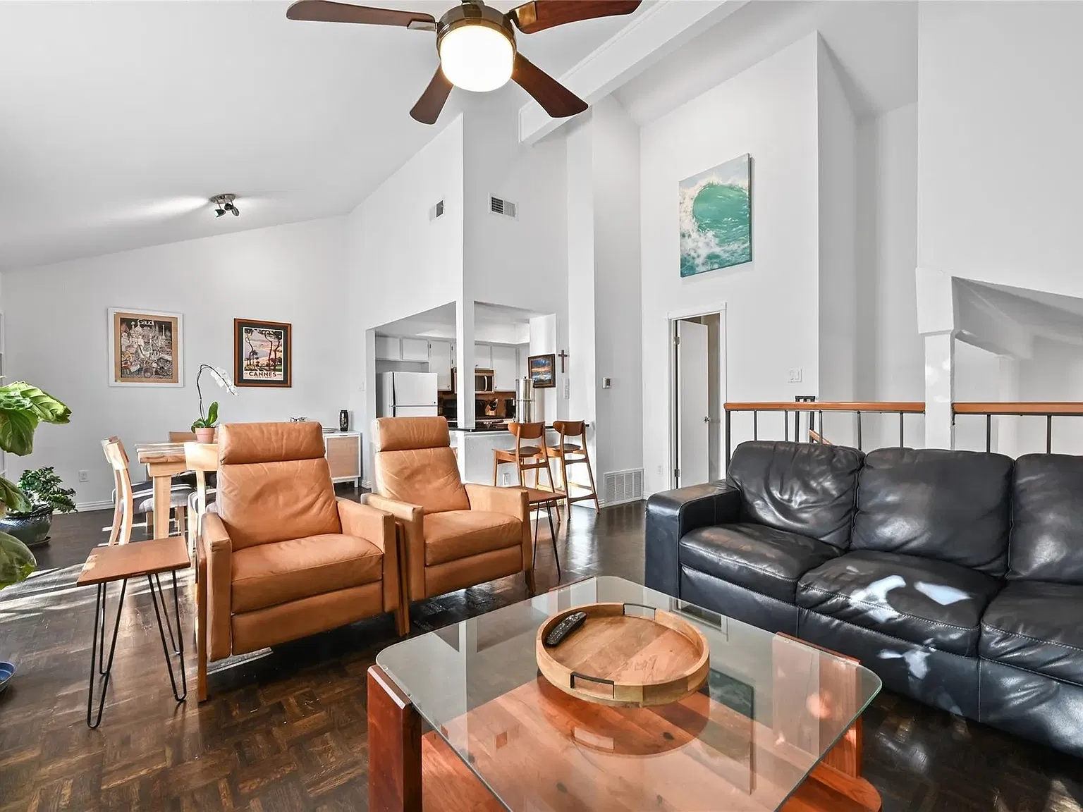 2 bed, 1.5 bath, 1176 sqft, $3,200 — Photo 2