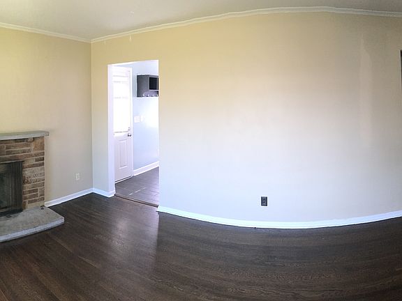 5th image of 4363 Indianola Ave