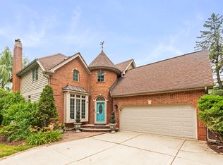640 Mills St, Hinsdale, IL 60521