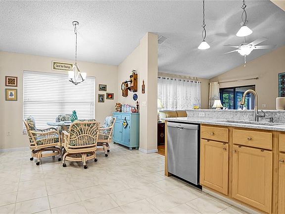 3rd image of 9221 HALBERG DRIVE