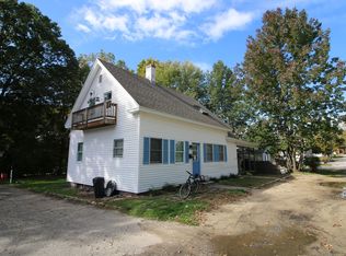 18 1st St, Berwick, ME 03901
